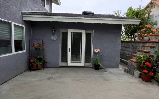 Lake Forest Studio ADU – Quiet Neighborhood & Private Entrance
